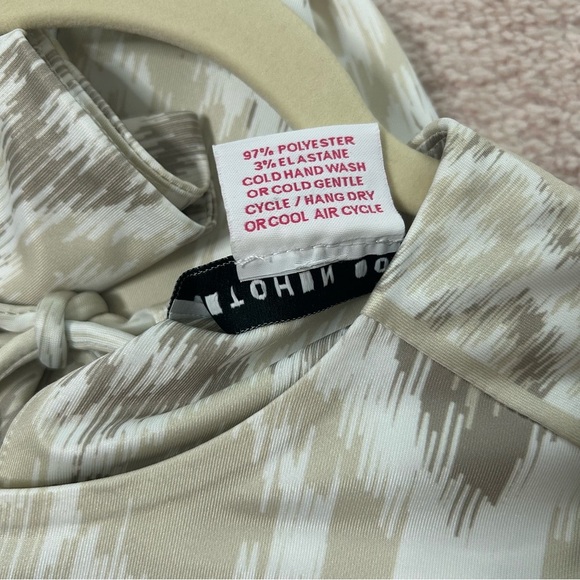 Gretchen Scott Beige Tan White Ikat Print Knee Length Dress Size Medium - Picture 4 of 14